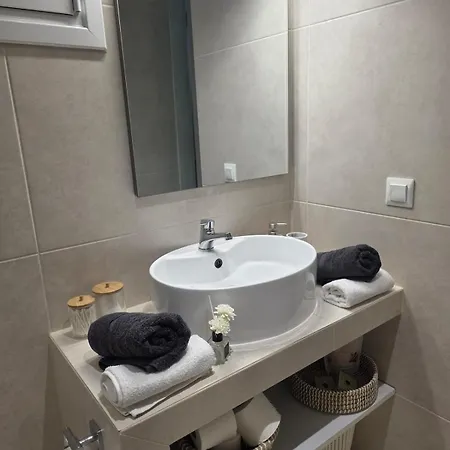 Theo Luxury House Σπίτι διακοπών *